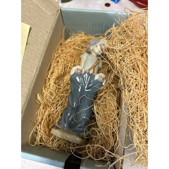 Lladro “Little Pals” #7600 Collector’s Society 1st Issue Signed w/ Original Box - Picture 6 of 12